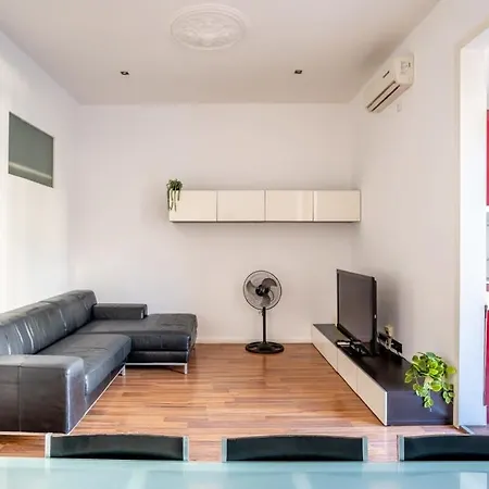 Comfortable And Huge 4bd - 2bth Rambla Catalunya * Barcelona