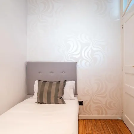 Comfortable And Huge 4bd - 2bth Rambla Catalunya *